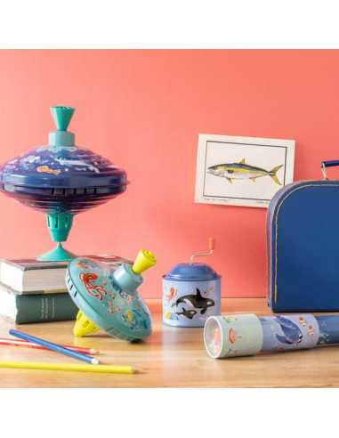 Kaléidoscope longue-vue Les aventures... Kaléidoscope longue-vue Les aventures...