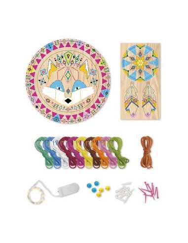 Attrape-rêves lumineux en fils tendus... Attrape-rêves lumineux en fils tendus...