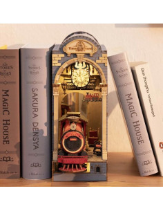 Maquette Time Travel Book... 2