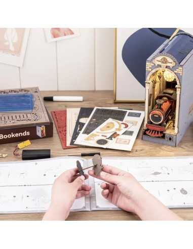 Maquette Time Travel Book Nook - Rolife Maquette Time Travel Book Nook - Rolife