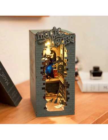 Maquette Magic House Book Nook - Rolife Maquette Magic House Book Nook - Rolife