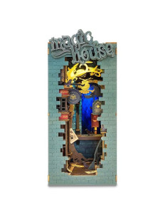 Maquette Magic House Book...