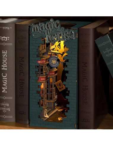 Maquette Magic House Book Nook - Rolife Maquette Magic House Book Nook - Rolife