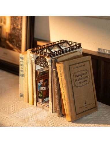 Maquette Arcade Dating Book Nook -... Maquette Arcade Dating Book Nook -...