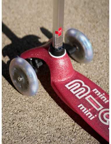 Trottinette Mini Micro Deluxe LED... Trottinette Mini Micro Deluxe LED...