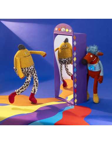 Mouni jaune Les Schmouks - Moulin Roty Mouni jaune Les Schmouks - Moulin Roty