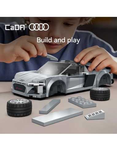 Voiture de course Audi R8 coupé 199... Voiture de course Audi R8 coupé 199...