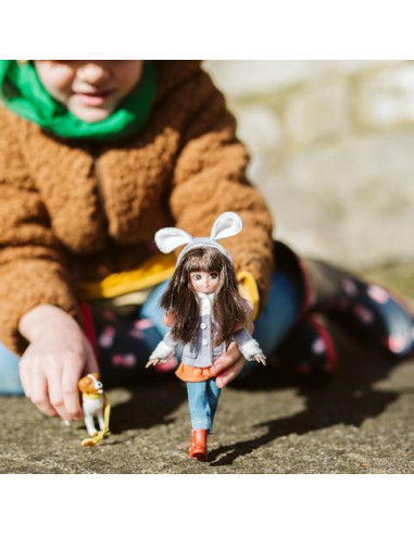 Poupée Lottie avec chien promenade... Poupée Lottie avec chien promenade...