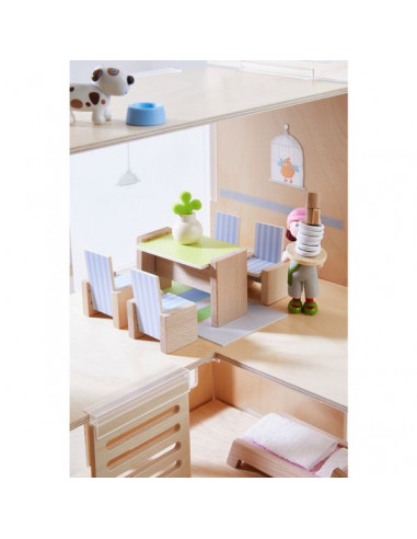 La salle à manger - maison de poupée... La salle à manger - maison de poupée...