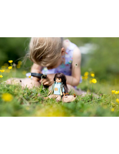 Poupée Lottie chasseur de fossiles Poupée Lottie chasseur de fossiles
