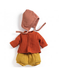 Vêtements de poupée...