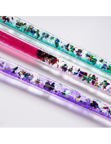 Baguette magique violette La petite... Baguette magique violette La petite...