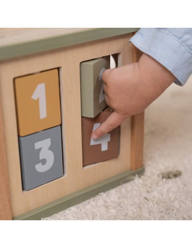 Cube d'activités en bois Little Farm... Cube d'activités en bois Little Farm...