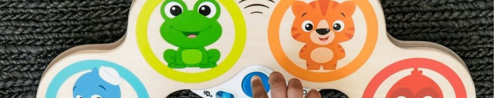 Les premiers jouets en bois pour bébé