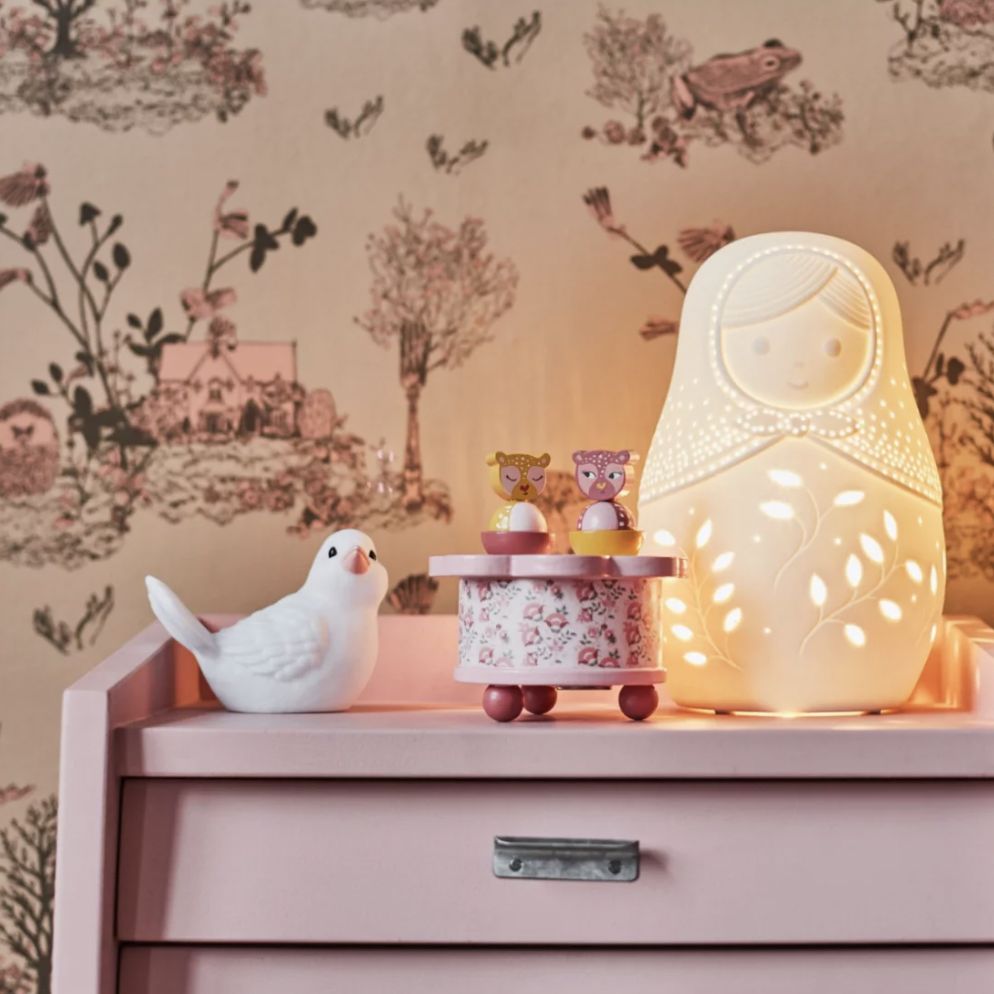 Lampe de chevet pour décorer la chambre de votre enfant