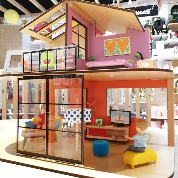 Maison de poupée pour enfants avec nombreux accessoires Maison à 3