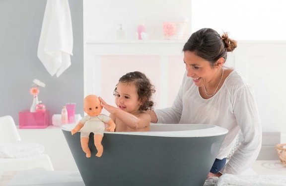 Baigneur pour jouer dans le bain