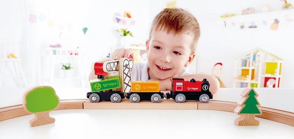 Petit train en bois personnalisé avec prénom - Alphabet