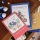 Les cartes étapes, un cadeau de naissance tendance